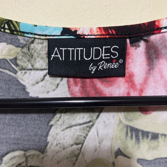 Floral tunic Attitudes by Renee sz XL - Picture 2 of 4